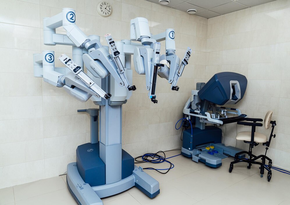Robotic Surgery for Prostate Cancer in Noida - Dr. Dushyant Nadar